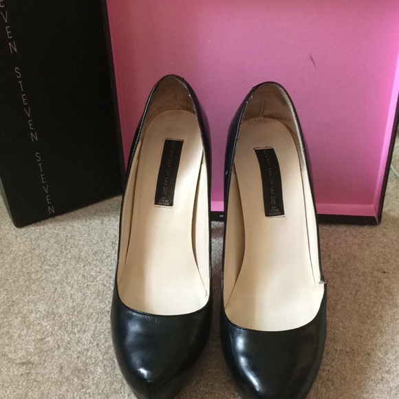 PREOWNED STEVEN NRAGE PUMPS IN BLACK - Picture 1 of 7